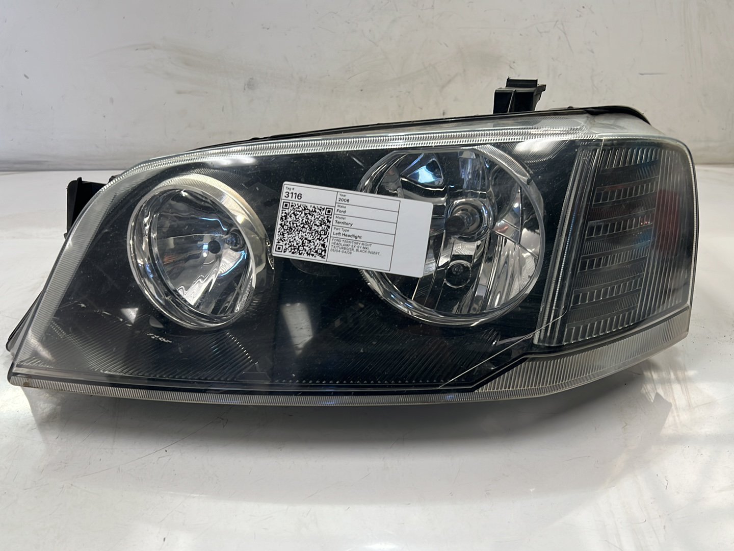 May 2004 to Apr 2009- Ford Territory SX SY MKI TX SR- Left Headlight- Turbo, Black Insert