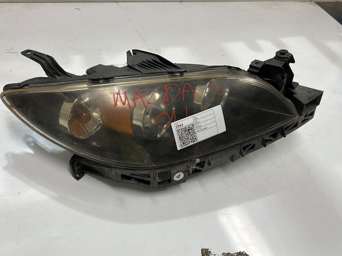 2006-2009 Mazda Mazda3 I BK - Right Headlight