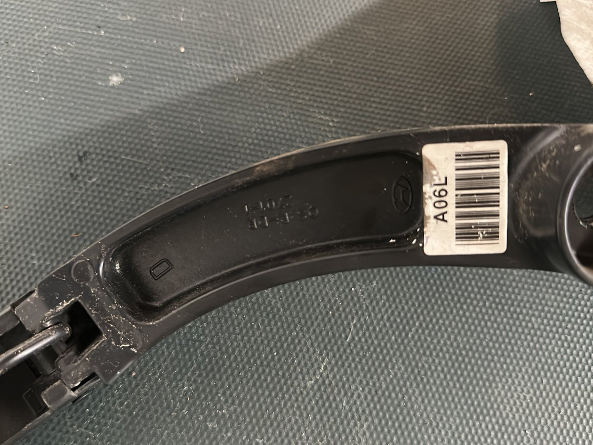 2019 Hyundai Kona OS Station Wagon Right Front Wiper Arm