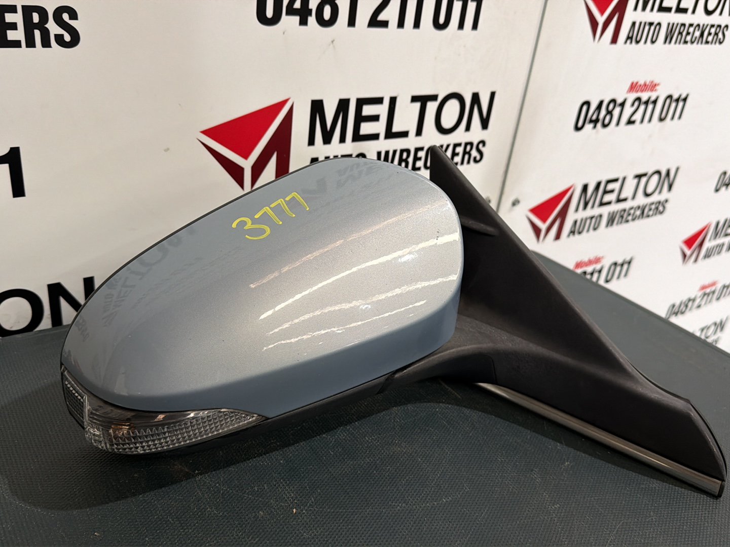 2016 Toyota Camry XV50 - Right Door Mirror