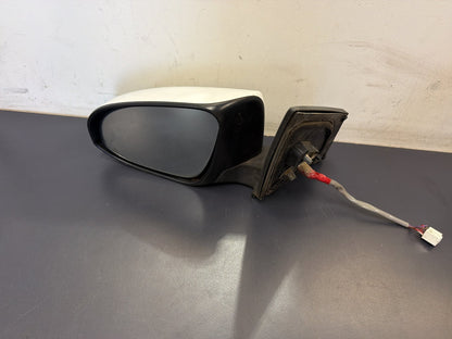 Aug 2012 to Jun 2018 - Toyota Corolla ZRE182R ZWE186R Hatchback - Left Door Mirror - Manual Fold