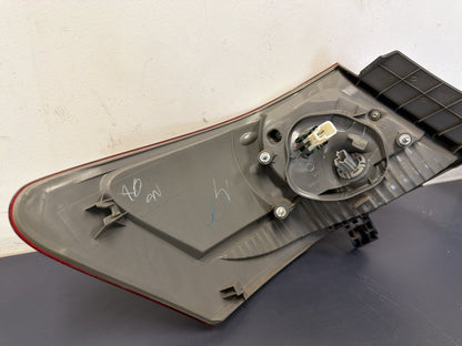Oct 2006 to Aug 2009 - Toyota Aurion Sportivo SX6 Sportivo ZR6 GSV40R - Right Taillight