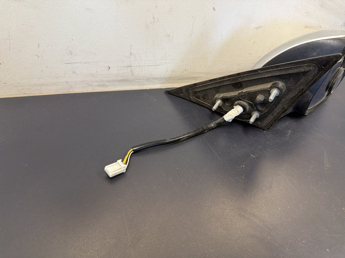 Oct 2006 to Mar 2012 - Toyota Aurion GSV40R - Right Door Mirror - Standard Type