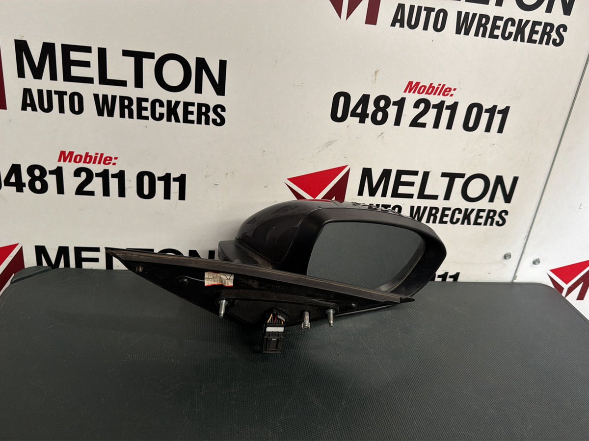 Oct 2013 to Oct 2015- Kia Optima TF- Right Door Mirror- Power Fold, Blind Spot Monitor, Rectangle Plug