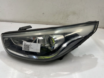 2013 Hyundai ix35 LM - Left Headlight