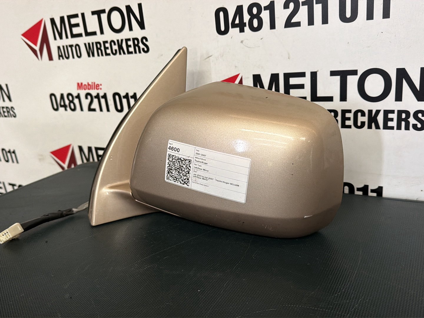 Jan 2001 to Apr 2007- Toyota Kluger MCU28R- Left Door Mirror