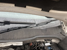 2011 Volkswagen Passat 3C (B6/B7) - Left Front Wiper Arm