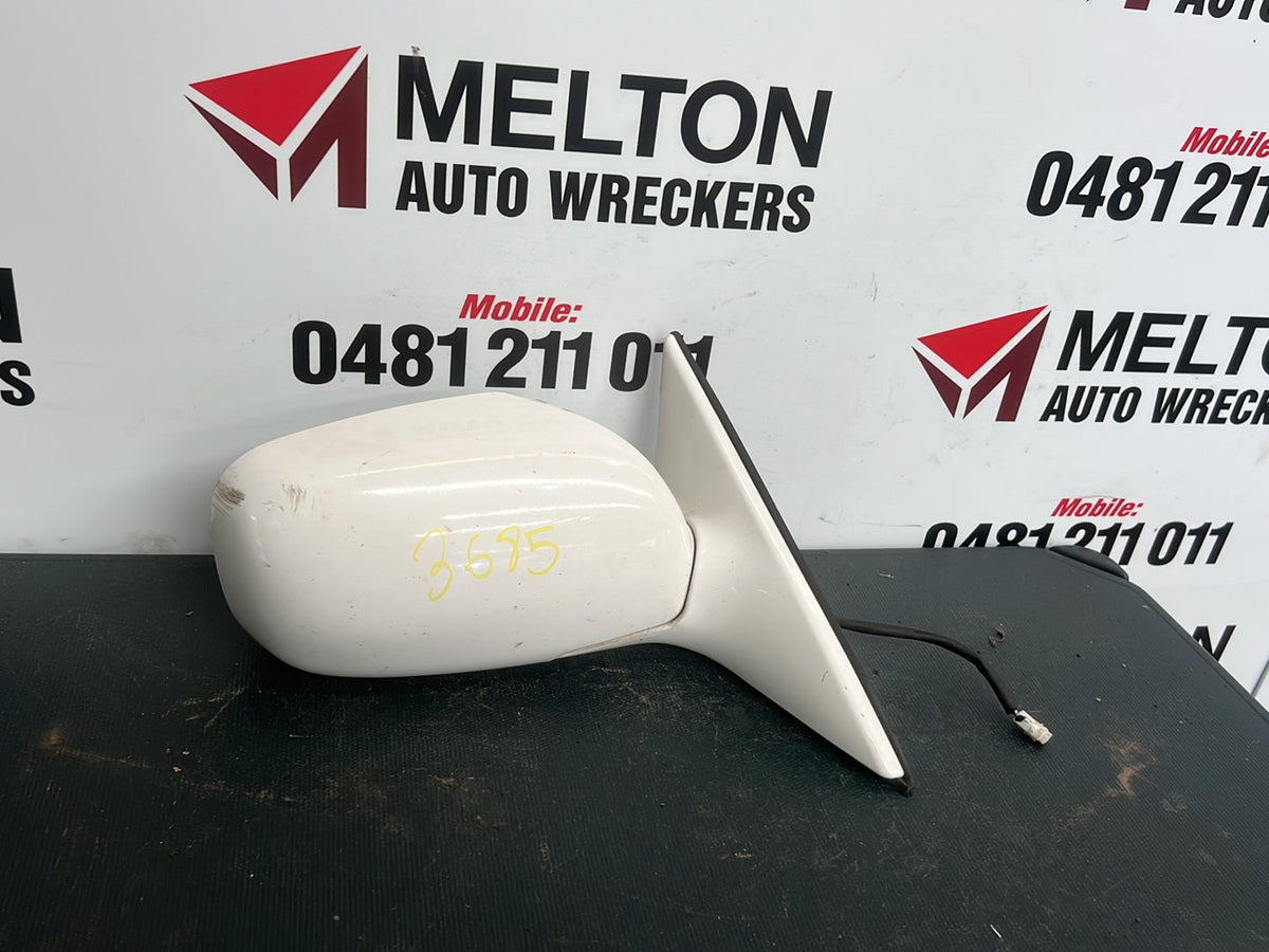 2003 Toyota Camry V30 - Right Door Mirror