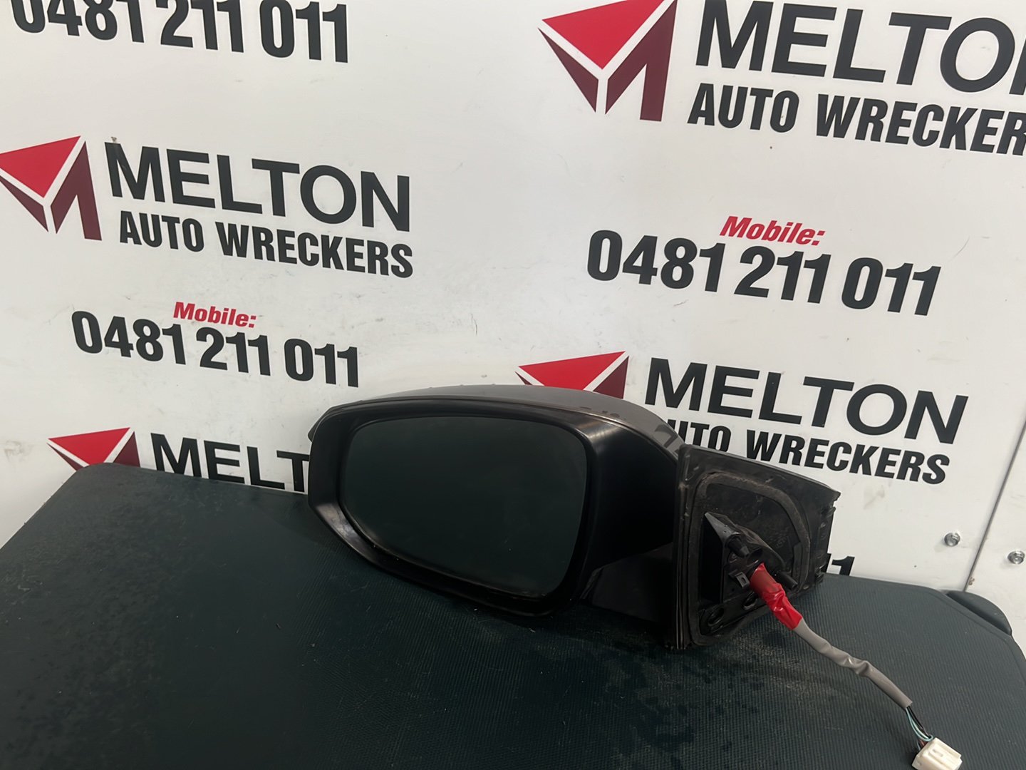 2013 Toyota RAV4 A40 - Left Door Mirror