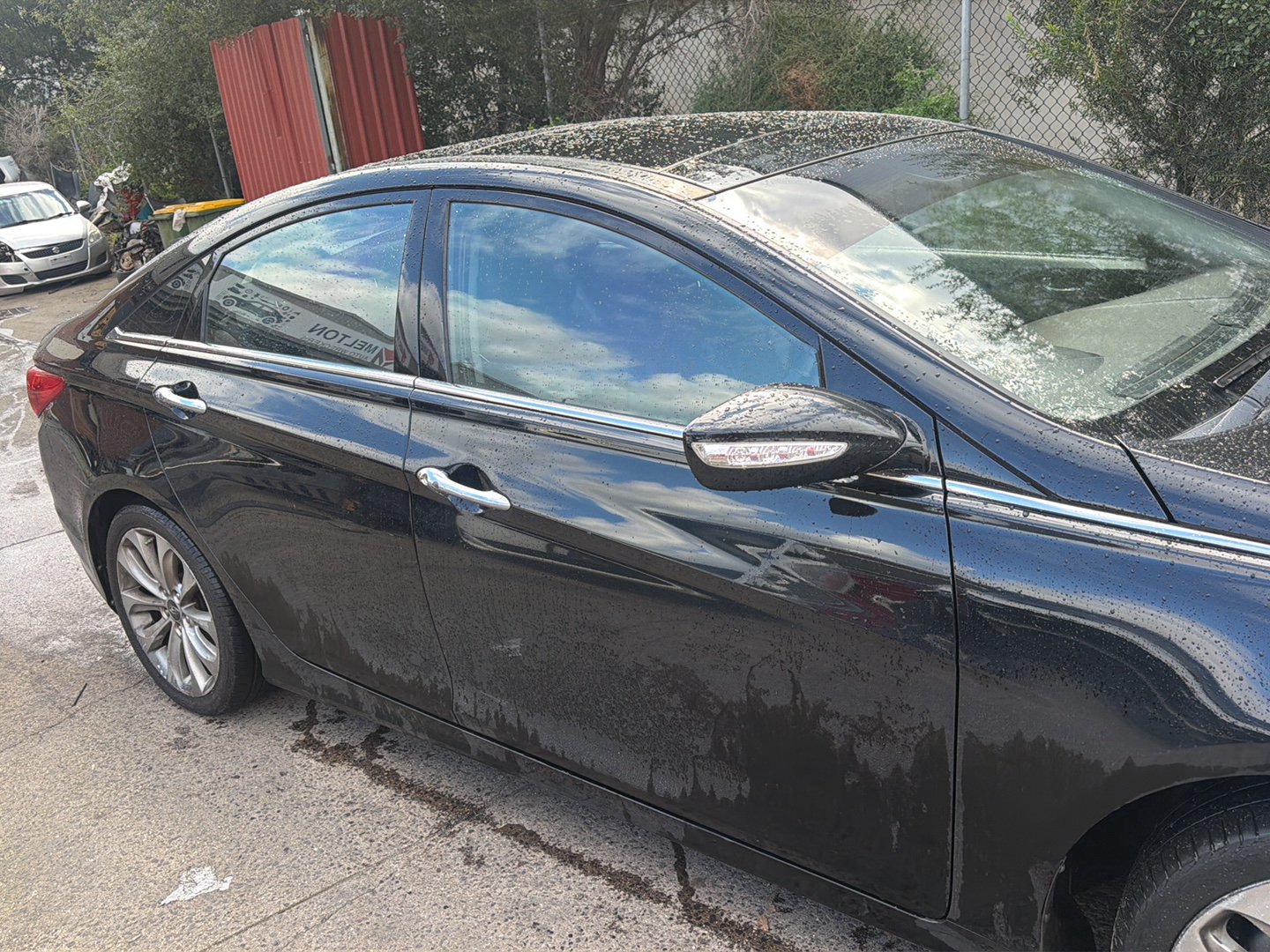 Feb 2010 to Apr 2014 - Hyundai i45 YF - Left Rear Door