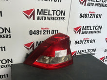 2004 Holden Commodore VZ - Left Taillight