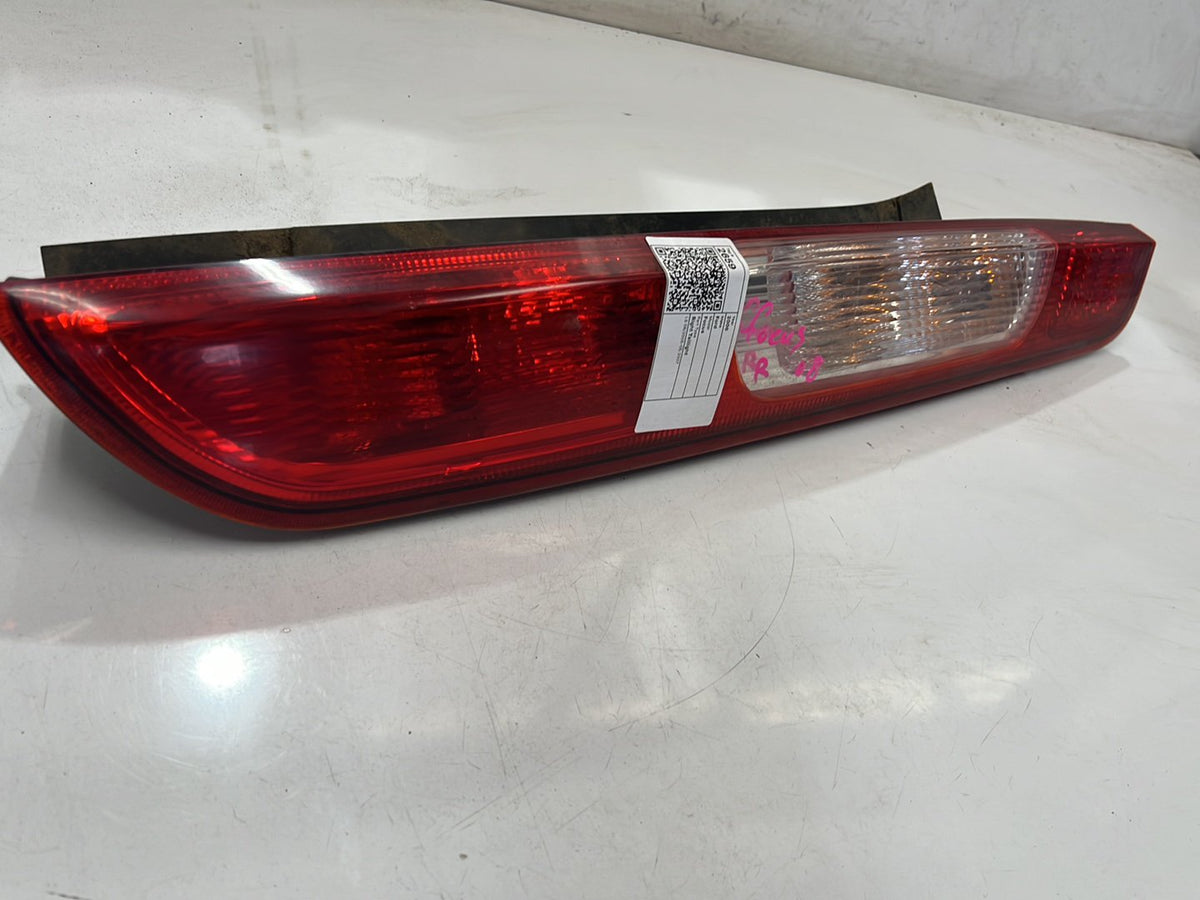 2006 Ford Focus LS - Right Taillight