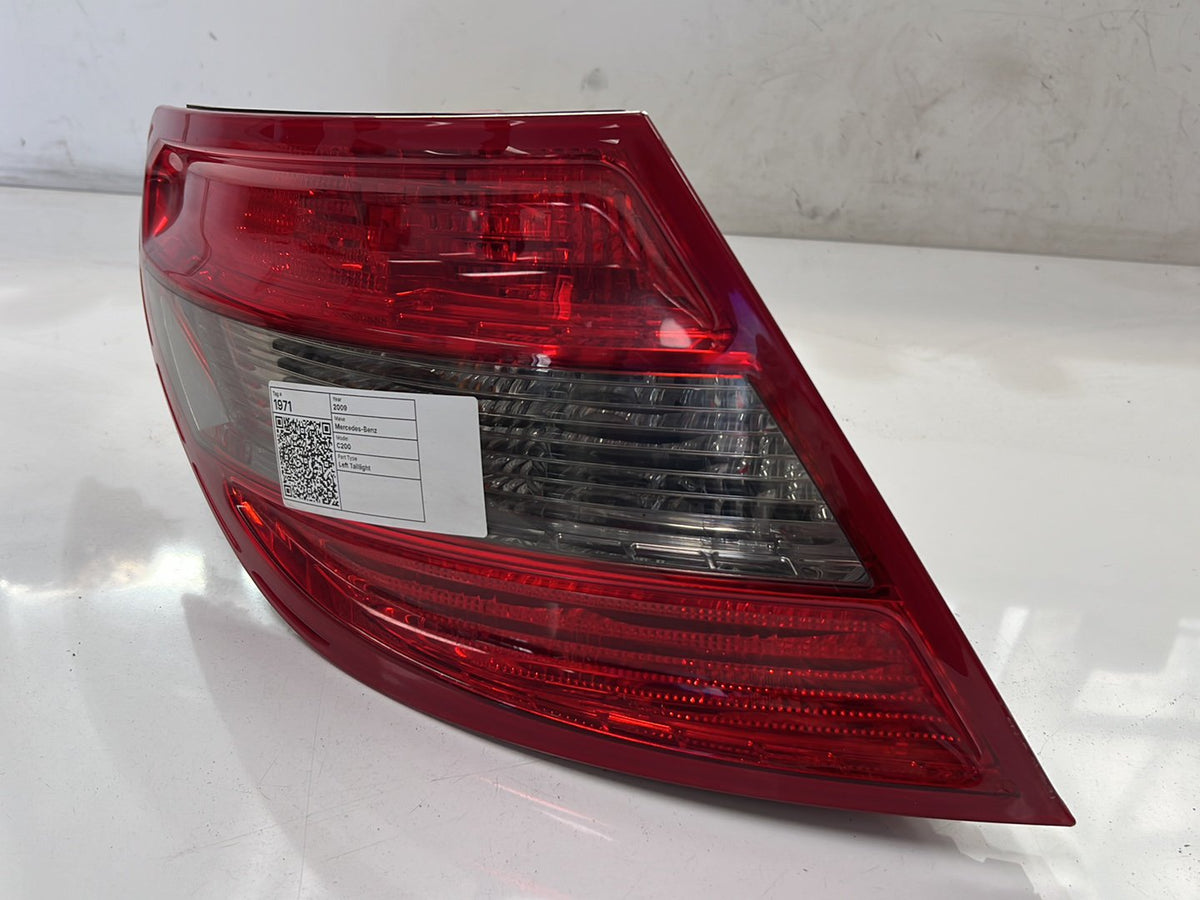 Left Taillight, 2009, Mercedes-Benz, C200, C-Class W204