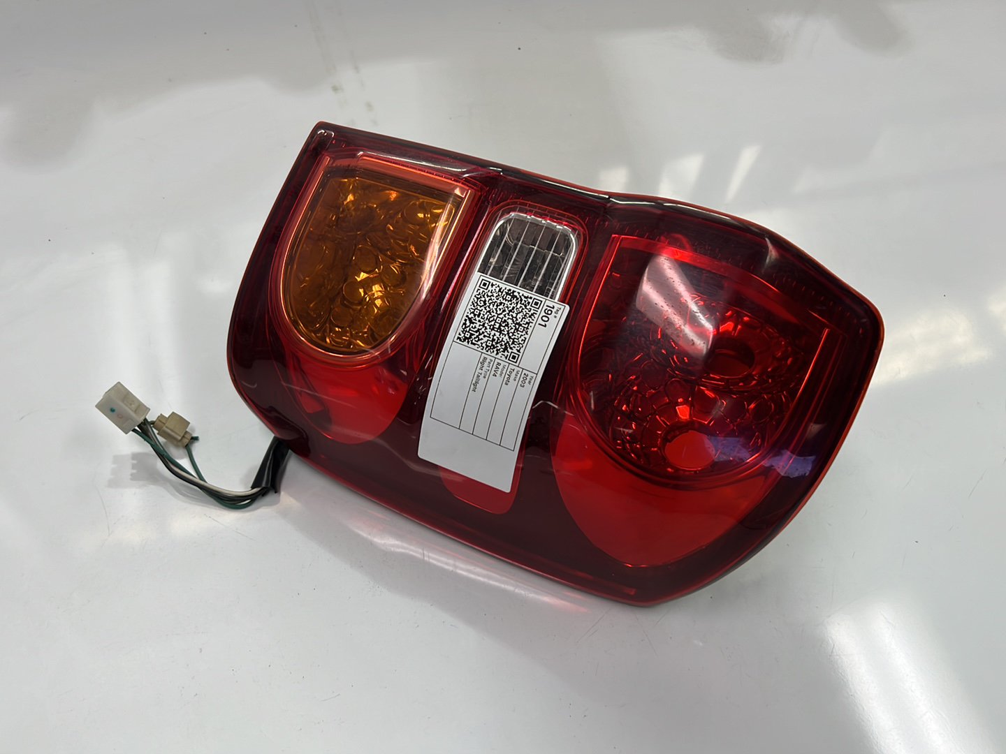 2003 Toyota RAV4 - Right Taillight
