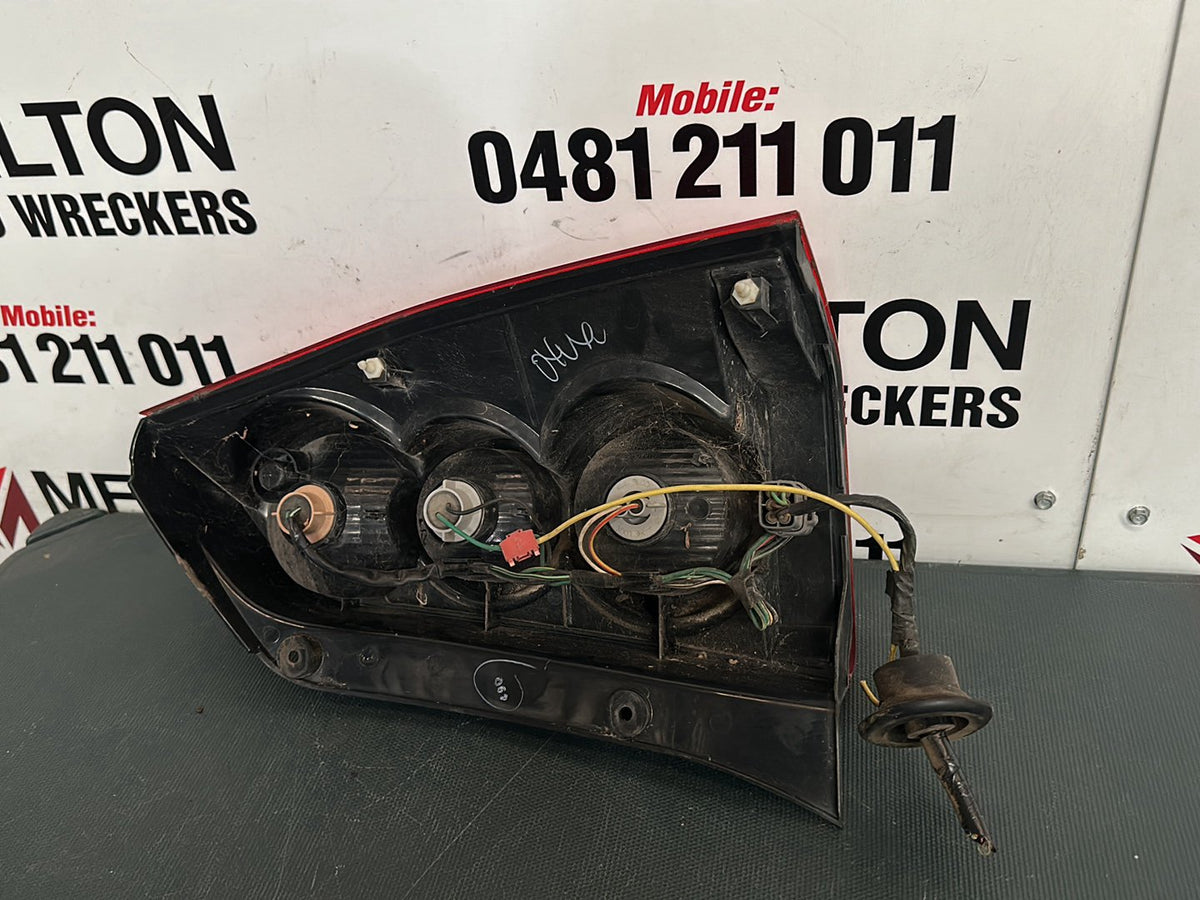 Jul 2006 to Mar 2008- Mazda Tribute YU- Left Taillight