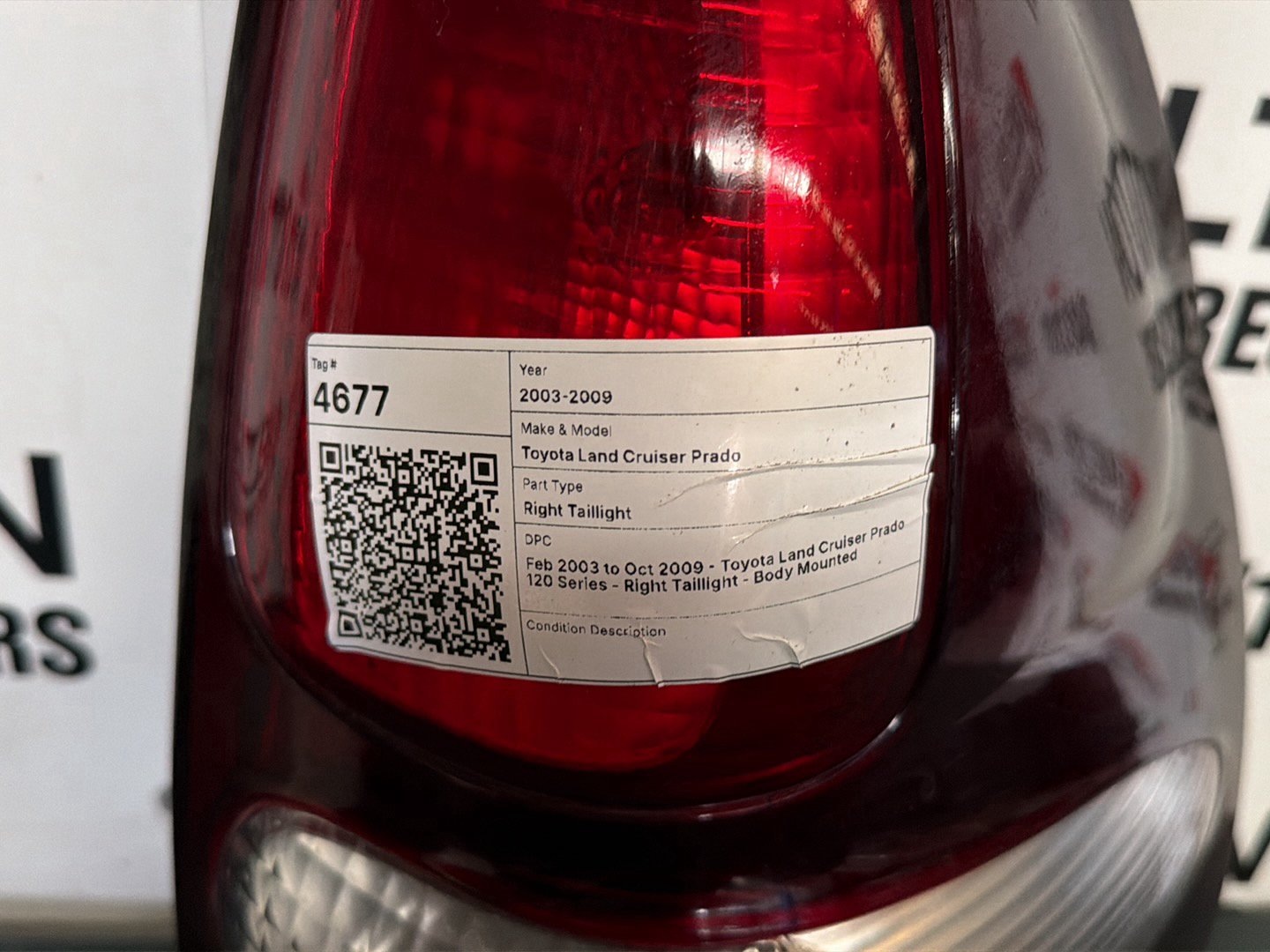 Feb 2003 to Oct 2009 - Toyota Land Cruiser Prado 120 Series - Right Taillight - Body Mounted