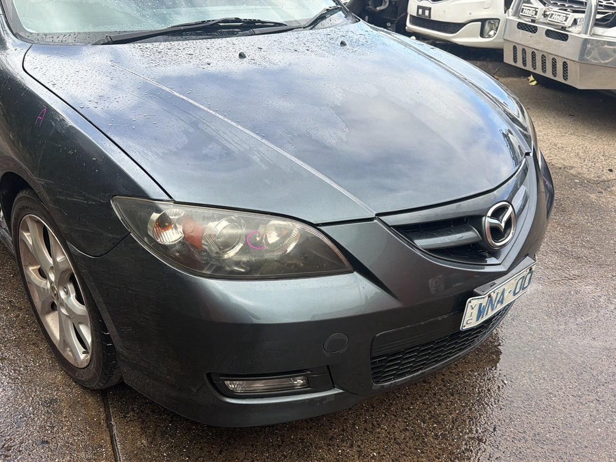 Oct 2003 to Apr 2009 - Mazda Mazda3 BK Sedan - Bonnet