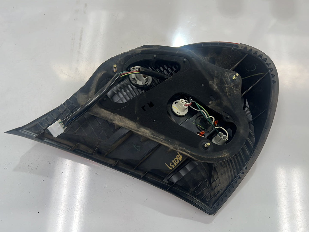 2004 Toyota Camry V30 - Right Taillight