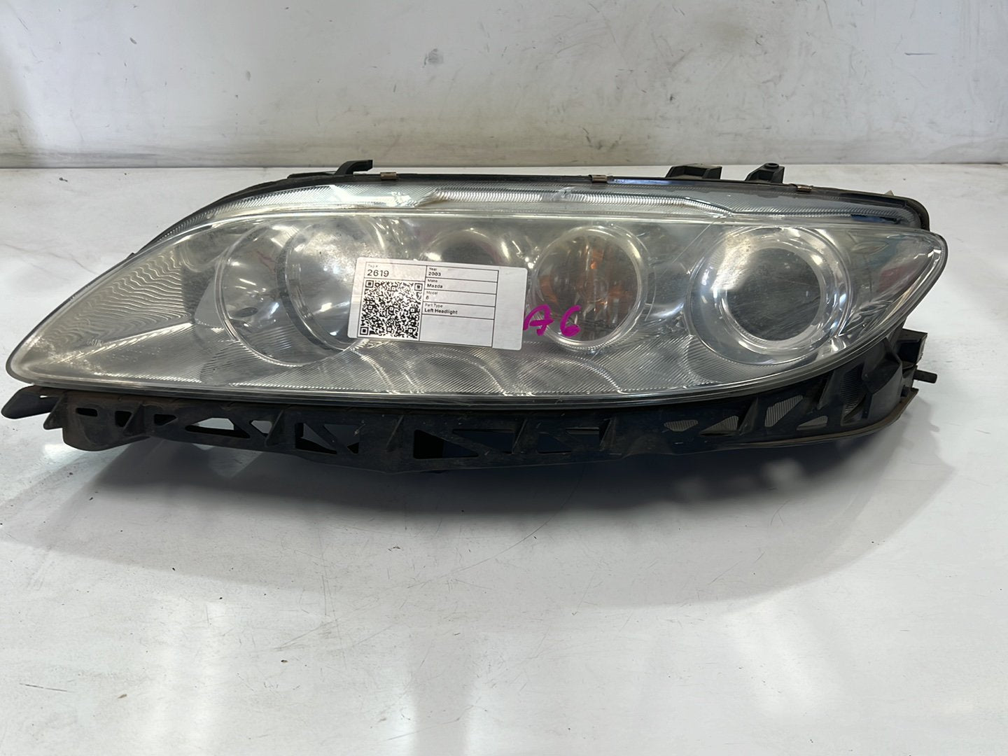2003 Mazda 6 GG - Left Headlight