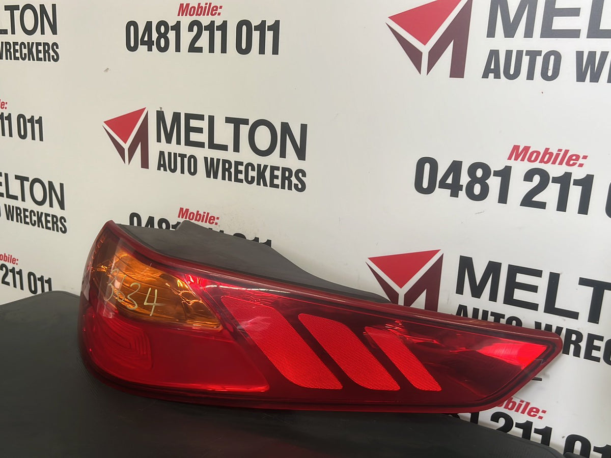 2011-2015 Kia Optima Platinum TF Sedan Right Taillight