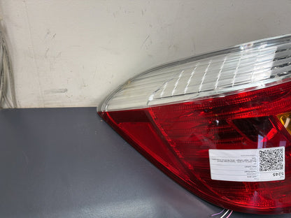 May 2007 to Jul 2010 - Toyota Kluger GSU40 GSU45 - Right Taillight - Body Mounted, Clear Lens Type