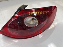 2009 Volkswagen Passat CC - Right Taillight
