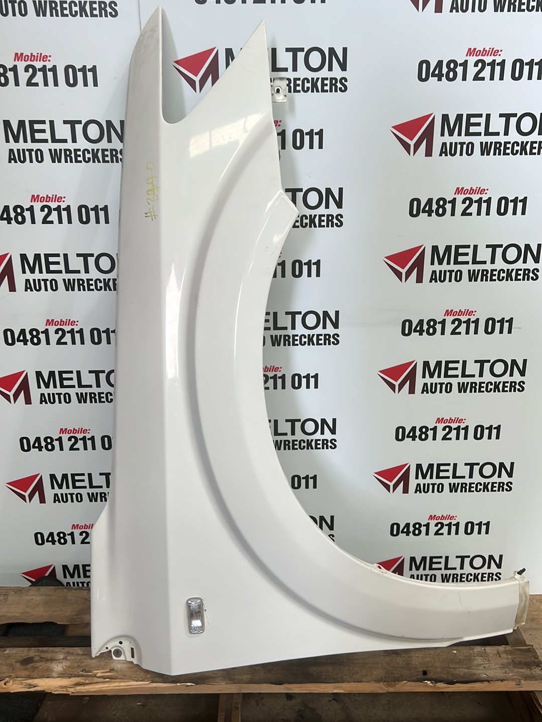 2011 Dodge Journey Right Front Guard