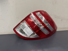 Aug 2008 to Nov 2012 - Toyota RAV4 ACA33 ACA38 - Right Taillight - Body Mounted