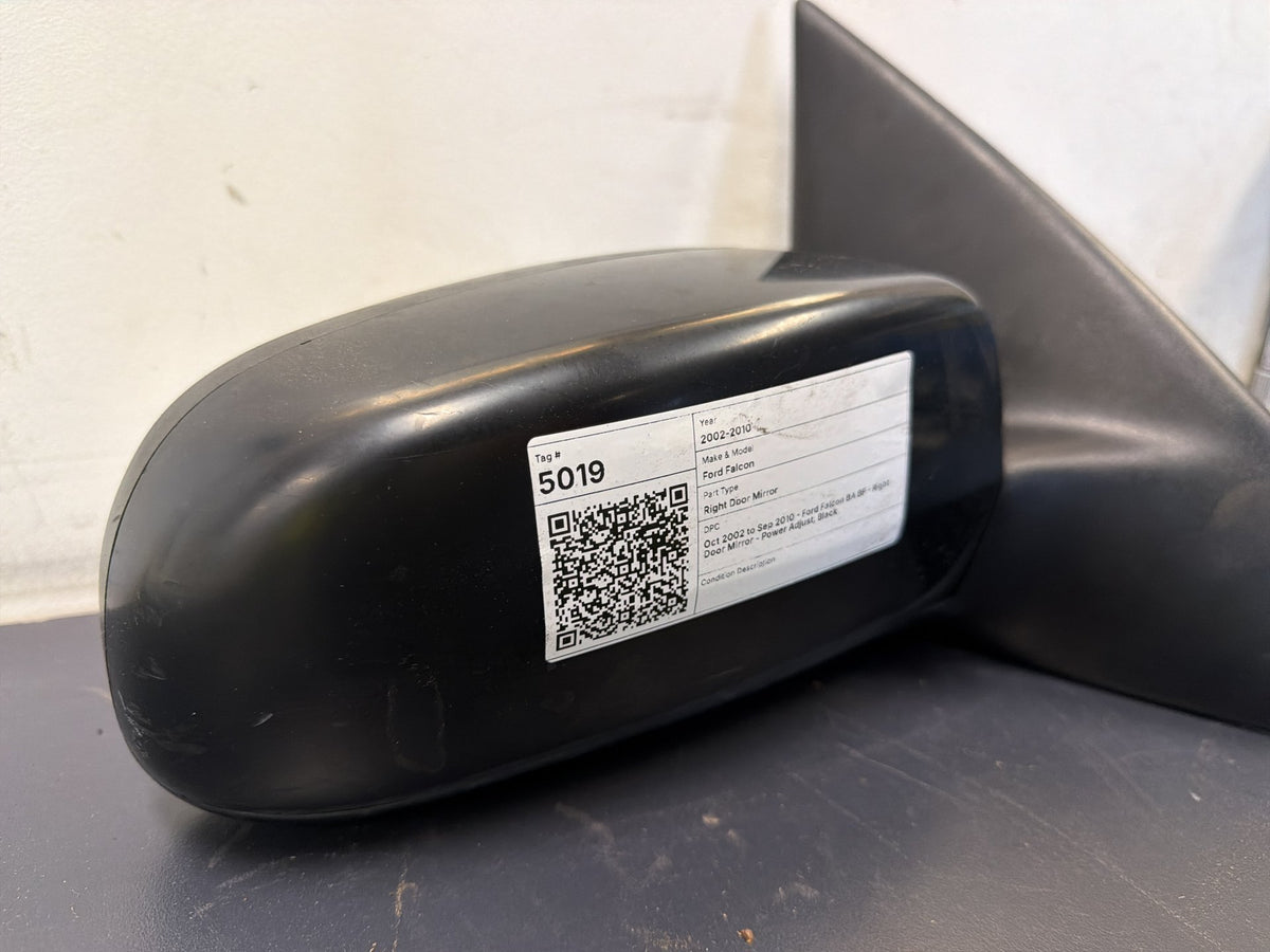 Oct 2002 to Sep 2010 - Ford Falcon BA BF - Right Door Mirror - Power Adjust, Black