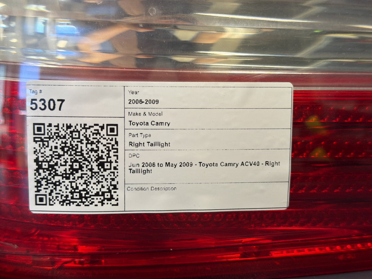 Jun 2006 to May 2009 - Toyota Camry ACV40 - Right Taillight