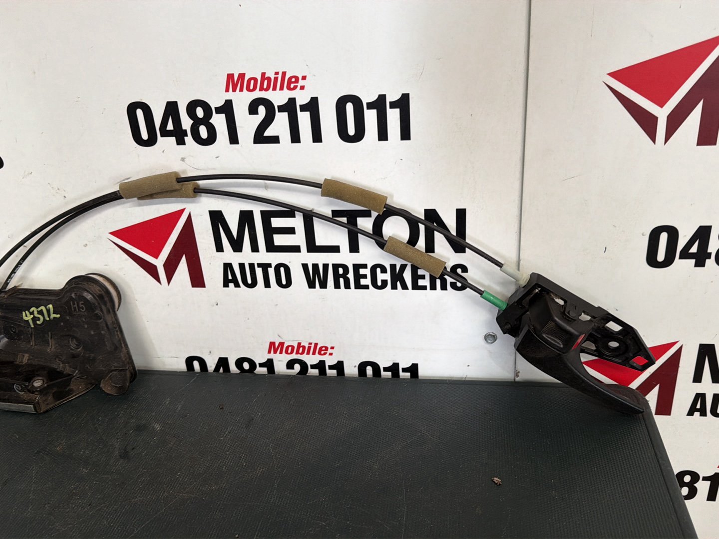 2013- 2021 TOYOTA KLUGER LEFT FRONT DOOR LOCK, GSU50/GSU55, 12/13-02/21