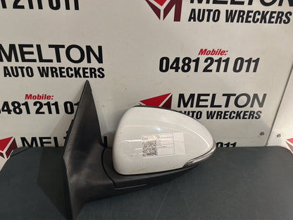 Jan 2015 to Jan 2017- Holden Cruze JH- Left Door Mirror- Indicator