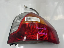 2003 Hyundai Santa Fe - Right Taillight