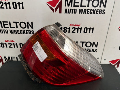 Toyota Kluger GSU40 GSU45- Right Taillight- Body Mounted, Clear Lens Type