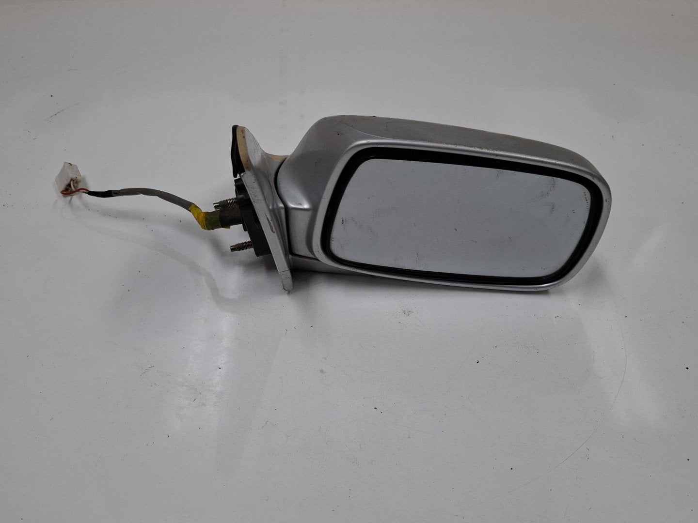 Oct 1998 to Nov 2001- Toyota Corolla AE112- Right Door Mirror- Power Adjust, Colour Coded