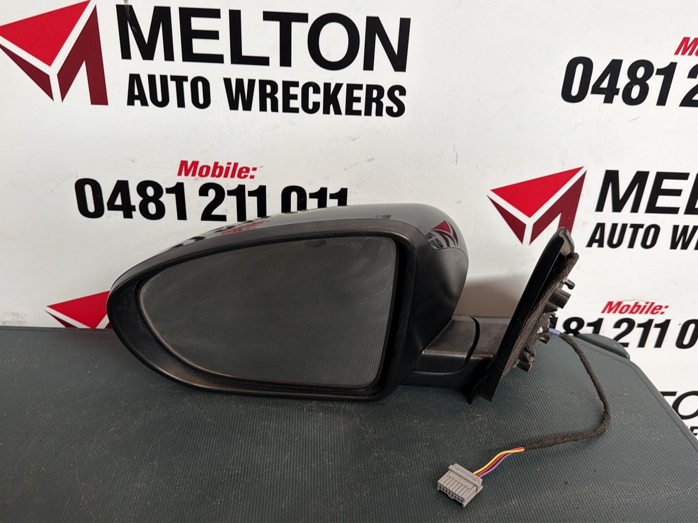 2007-2014 Nissan Dualis + 2 I J10 Left Door Mirror