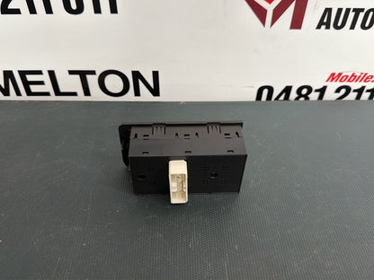 2004 Holden Commodore Master Power Window Switch
