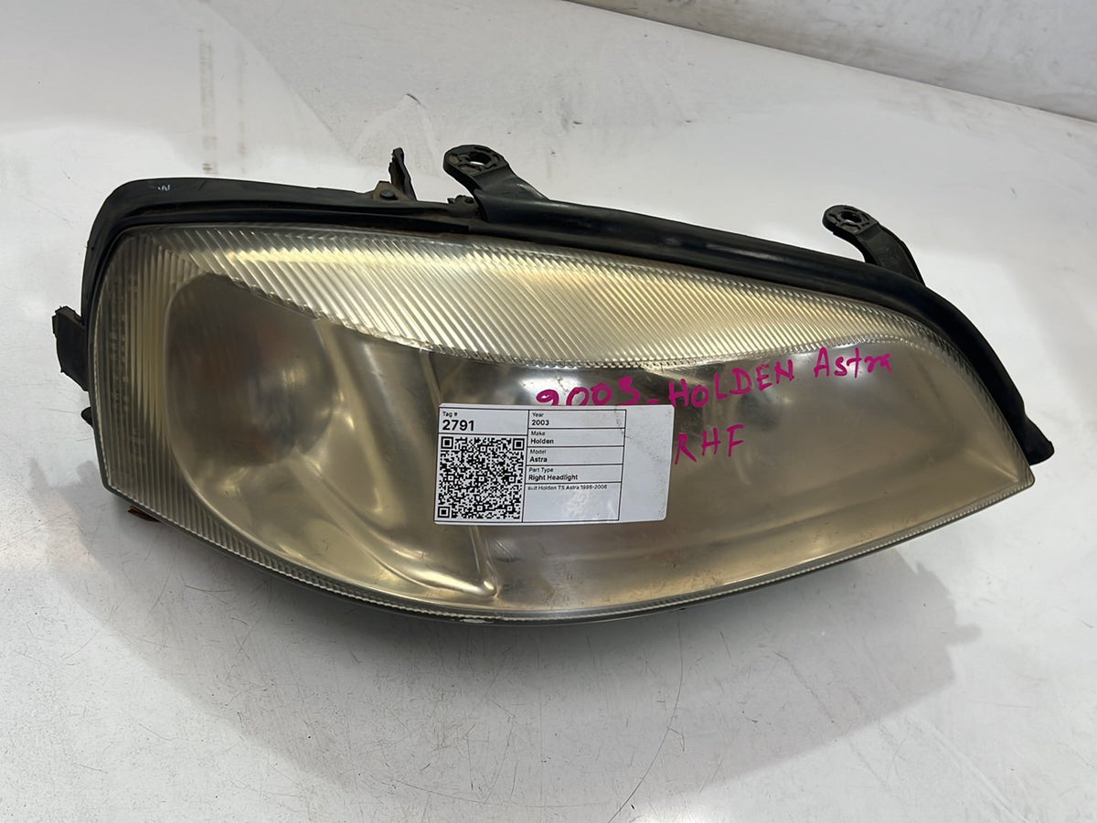1998-2006 Holden Astra TS Convertible Right Headlight
