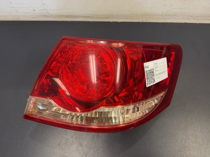 Oct 2006 to Aug 2009 - Toyota Aurion Sportivo SX6 Sportivo ZR6 GSV40R - Right Taillight
