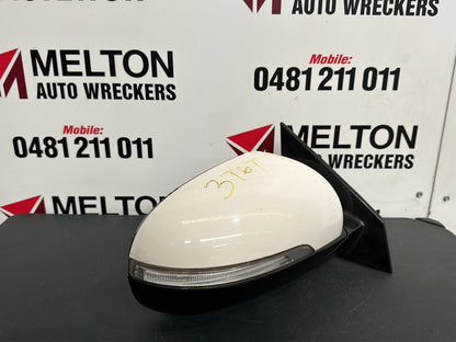 2015 Kia Sorento UM - Right Door Mirror