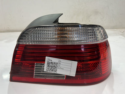 1995-2003 BMW 520i E39 - Right Taillight