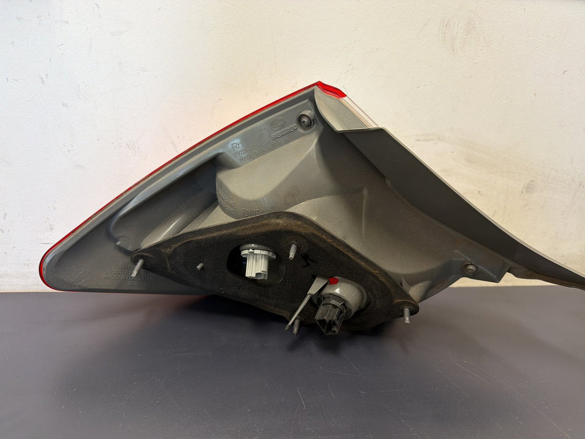 Nov 2011 to Mar 2015 - Toyota Camry ASV50 - Right Taillight - Body Mounted, Non Led Type