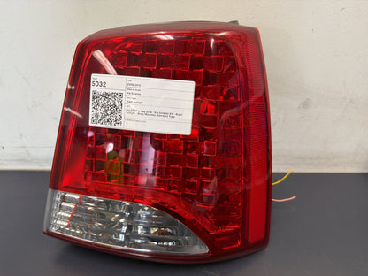 Oct 2009 to Sep 2012 - Kia Sorento XM - Right Taillight - Body Mounted, Standard Type