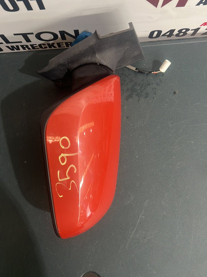 Oct 2005 to Jul 2011- Toyota Yaris NCP9# Hatchback Australia Only- Right Door Mirror- 3 Wire