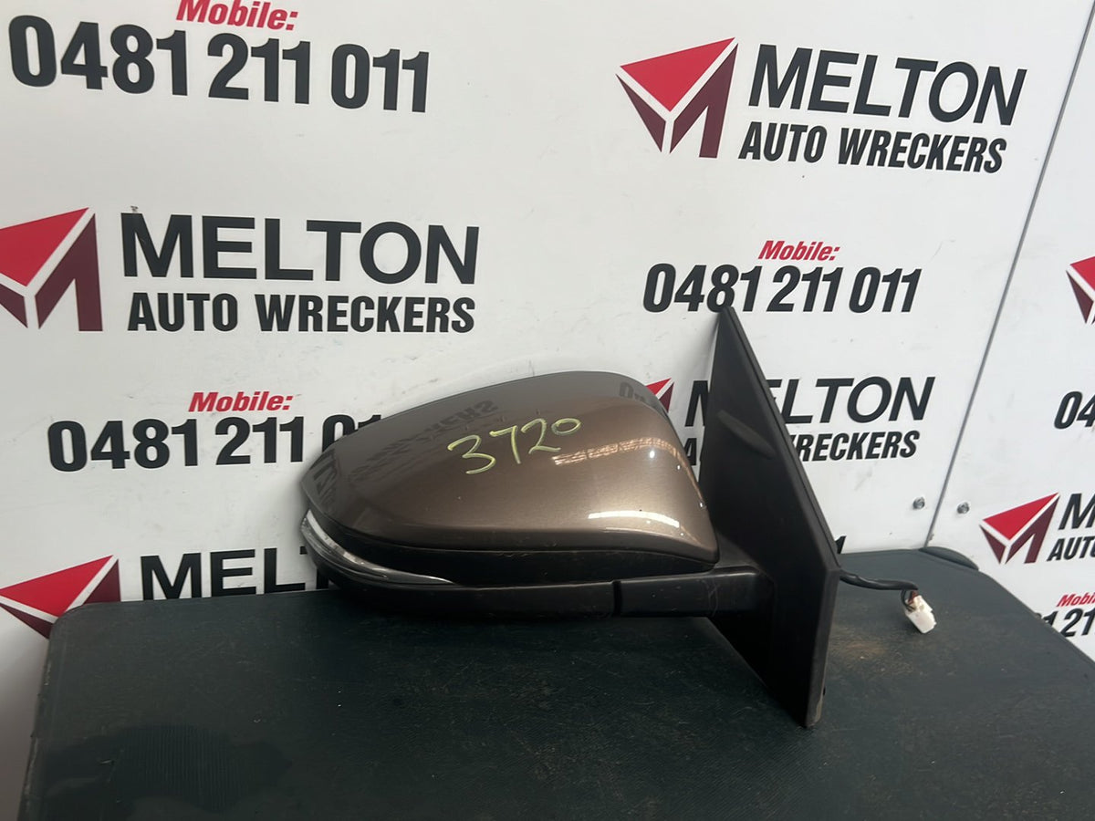 2013 Toyota RAV4 A40 - Right Door Mirror