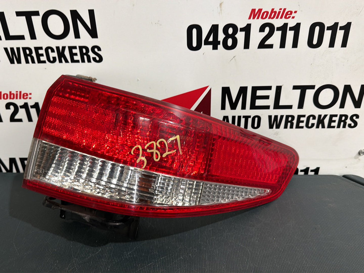 2004 Honda Accord CM - Right Taillight