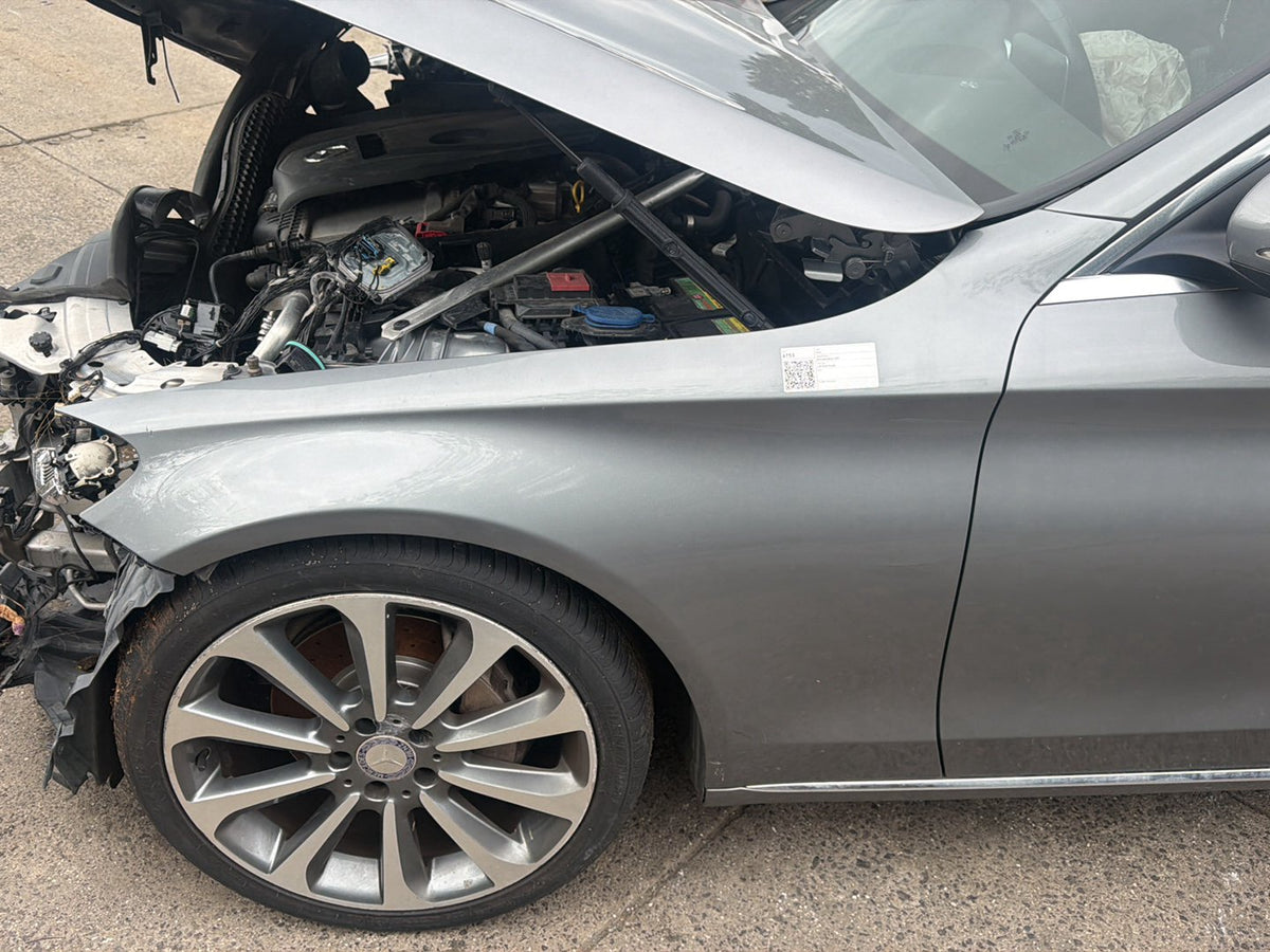 2014 Mercedes-Benz C250 C-Class W205