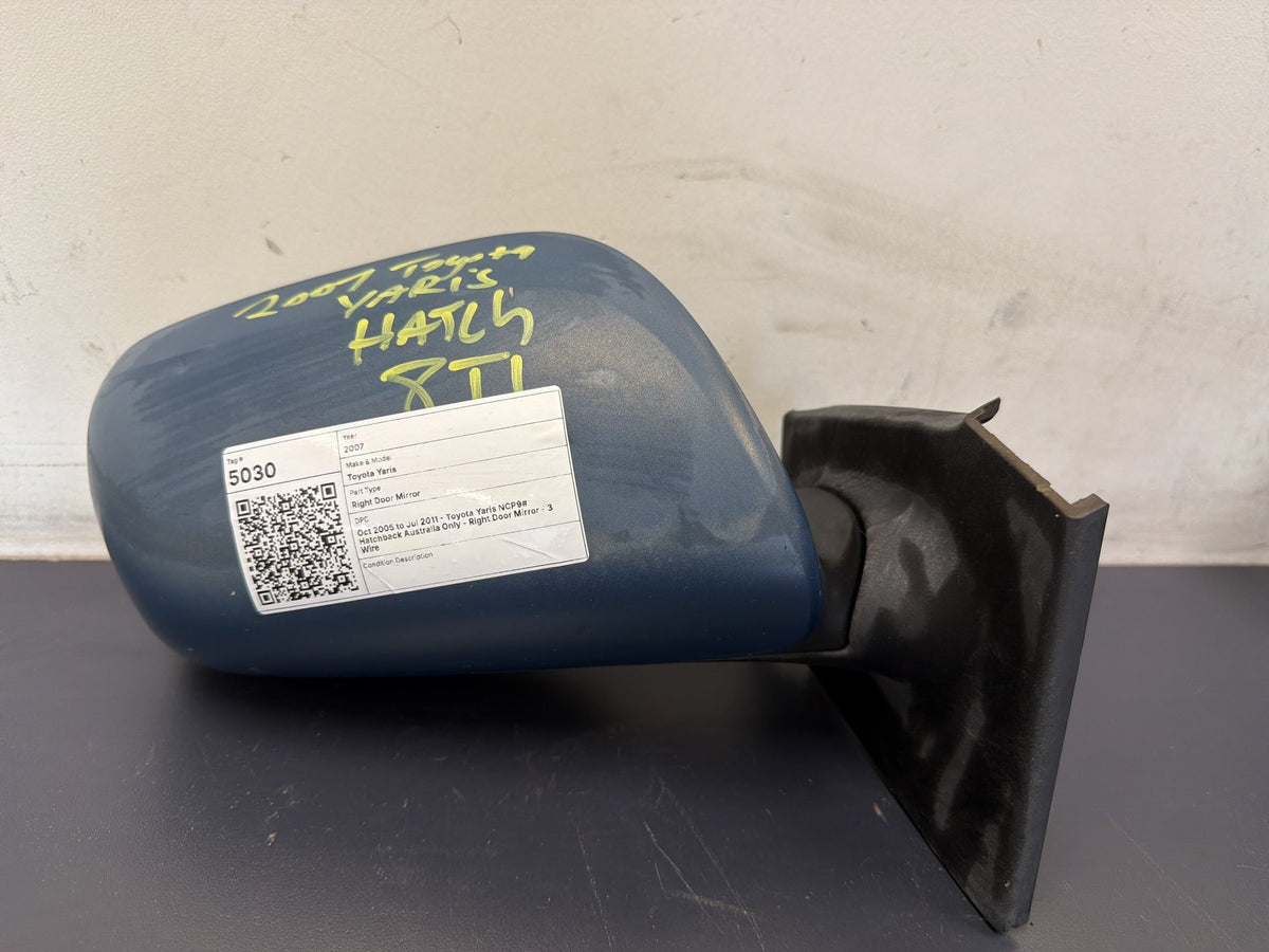 Oct 2005 to Jul 2011 - Toyota Yaris NCP9# Hatchback Australia Only - Right Door Mirror - 3 Wire