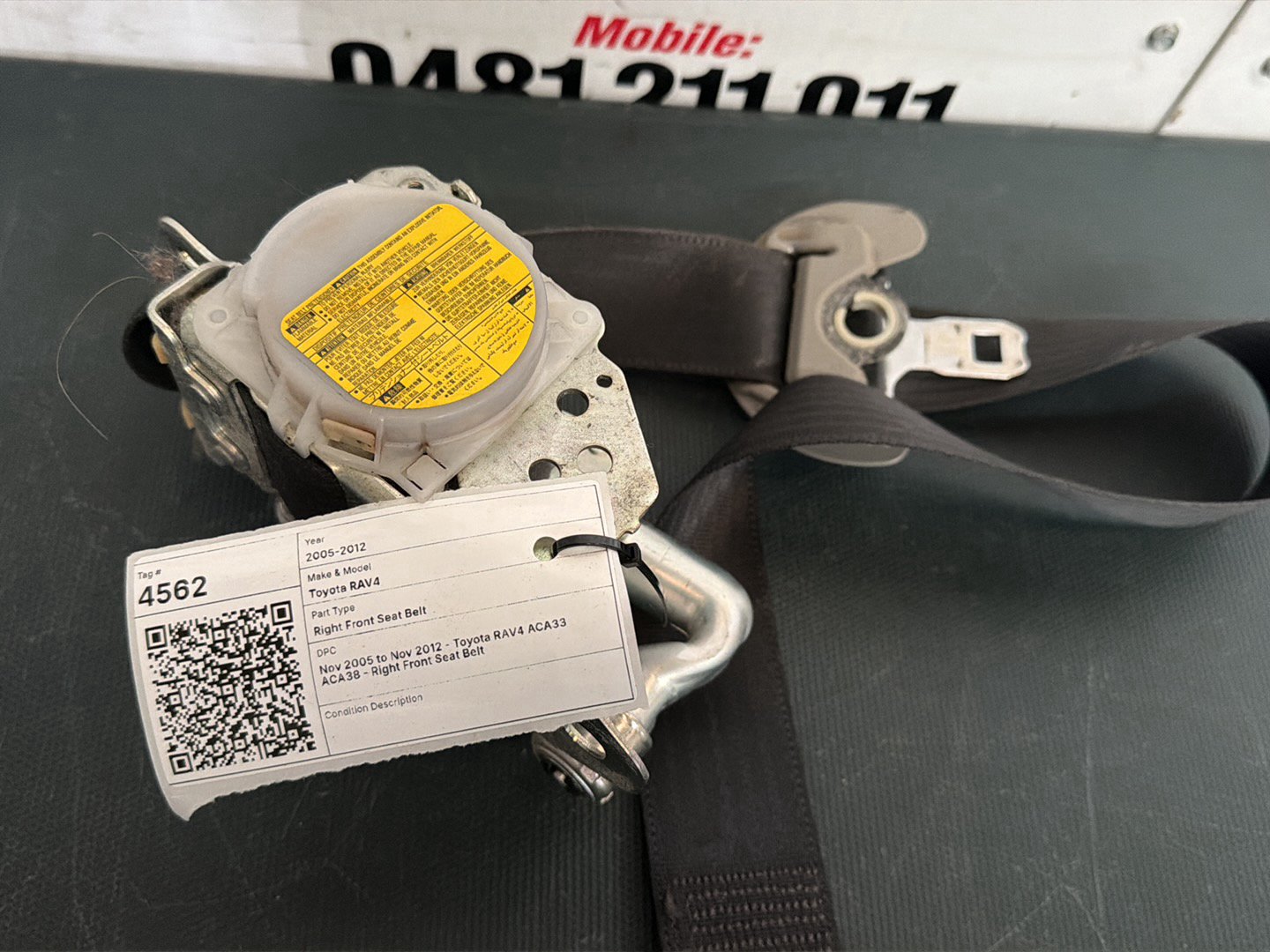 Nov 2005 to Nov 2012- Toyota RAV4 ACA33 ACA38- Right Front Seat Belt