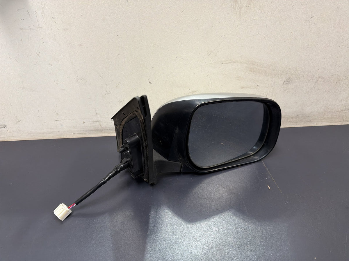 Oct 2008 to Nov 2012 - Toyota RAV4 ACA33 ACA38 - Right Door Mirror - Indicator, 5 Wire, 5 Pin